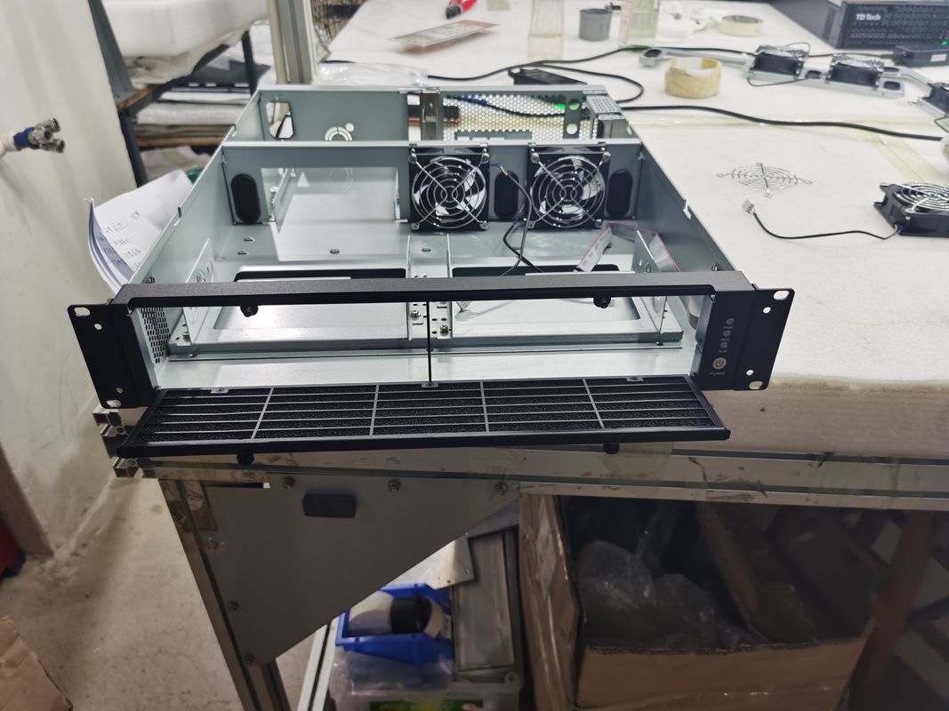 Anpassung von Blechmetall-Bogen-Fabrikation Aluminium-Netzwerk-Schrank Computergehäuse Gaming PC-Gehäuse